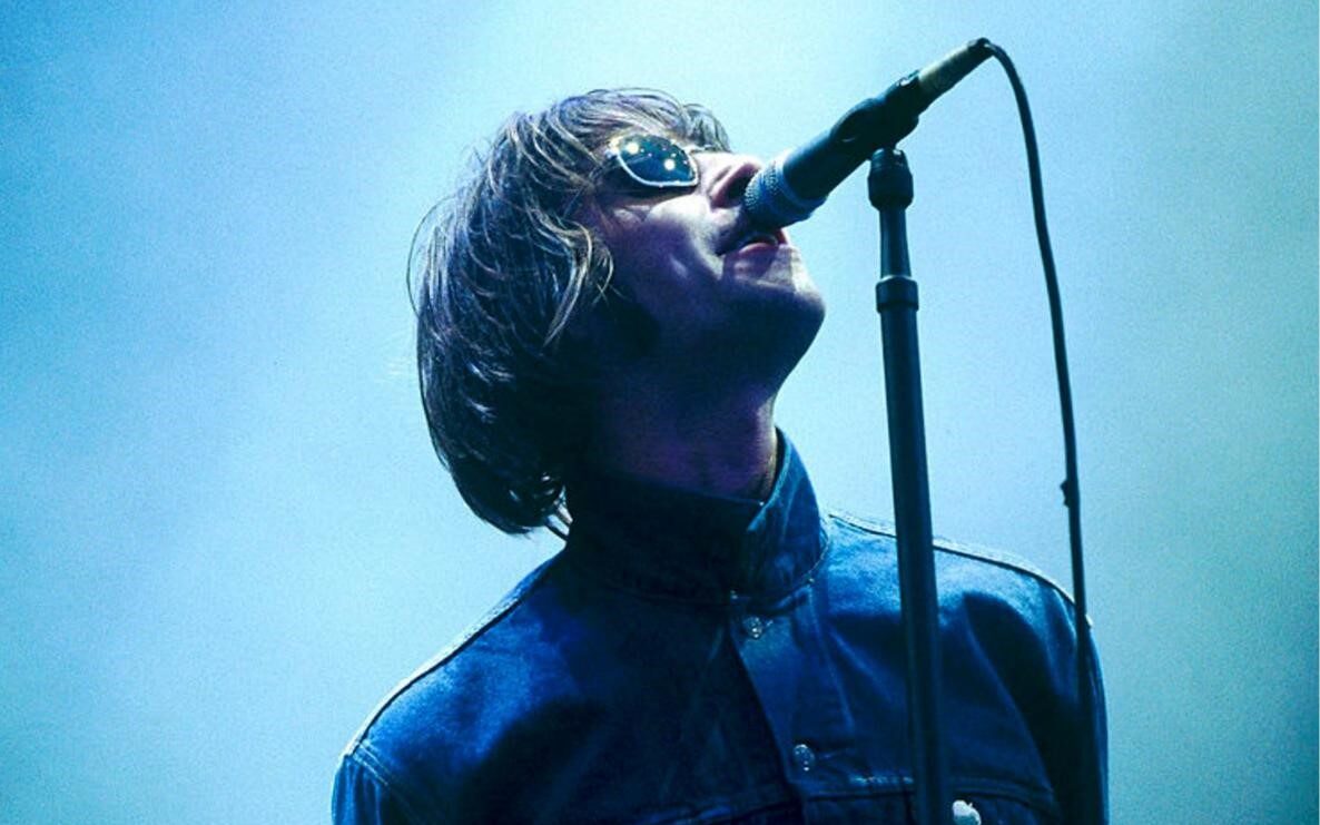 Oasis – 10 Years Of Noise And Confusion: Live At Barrowlands