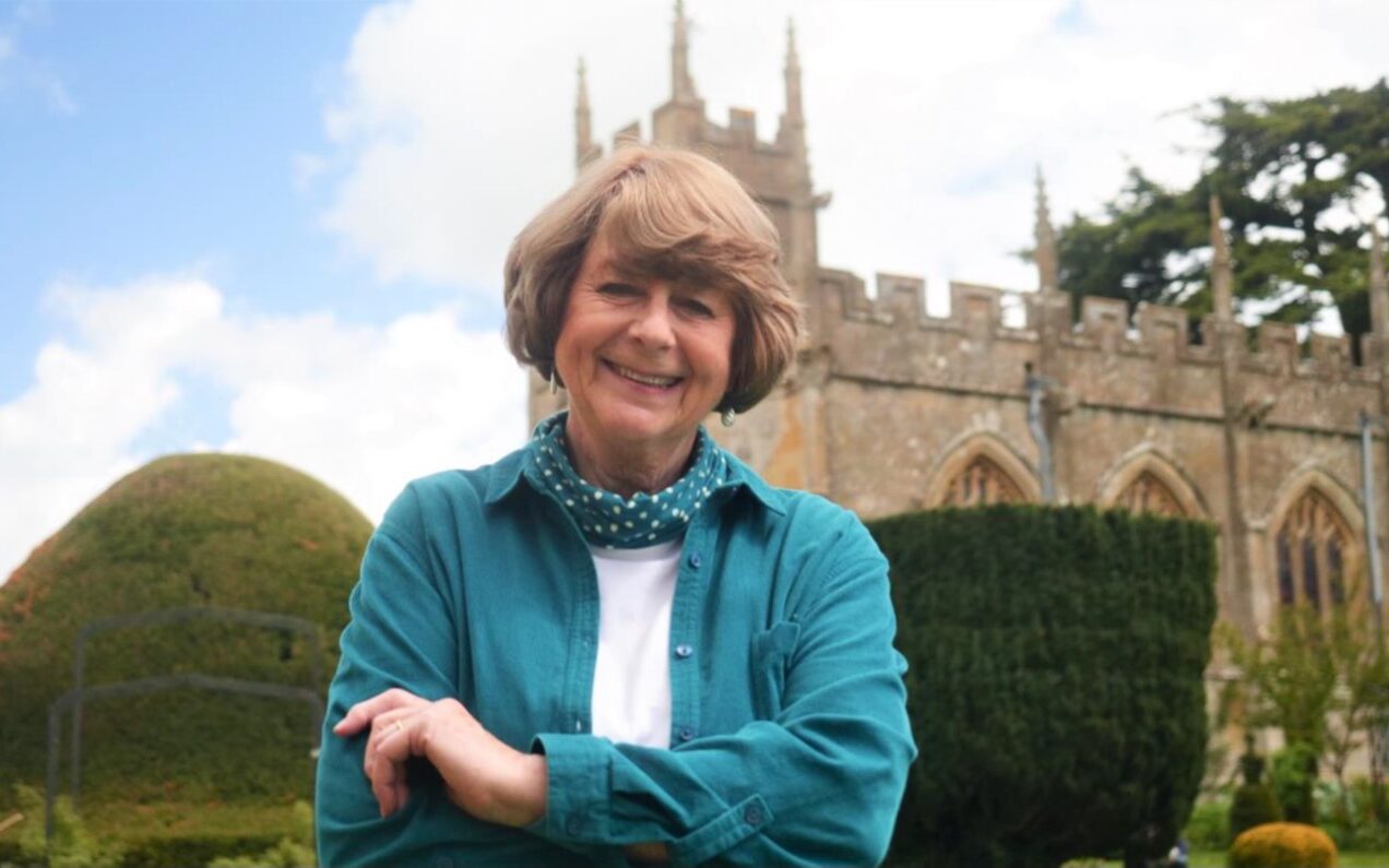 The Cotswolds with Pam Ayres on SBS