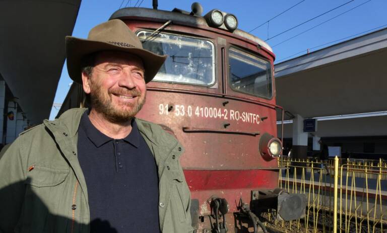 Amazing Railway Adventures With Nick Knowles on SBS and SBS on Demand S2E1